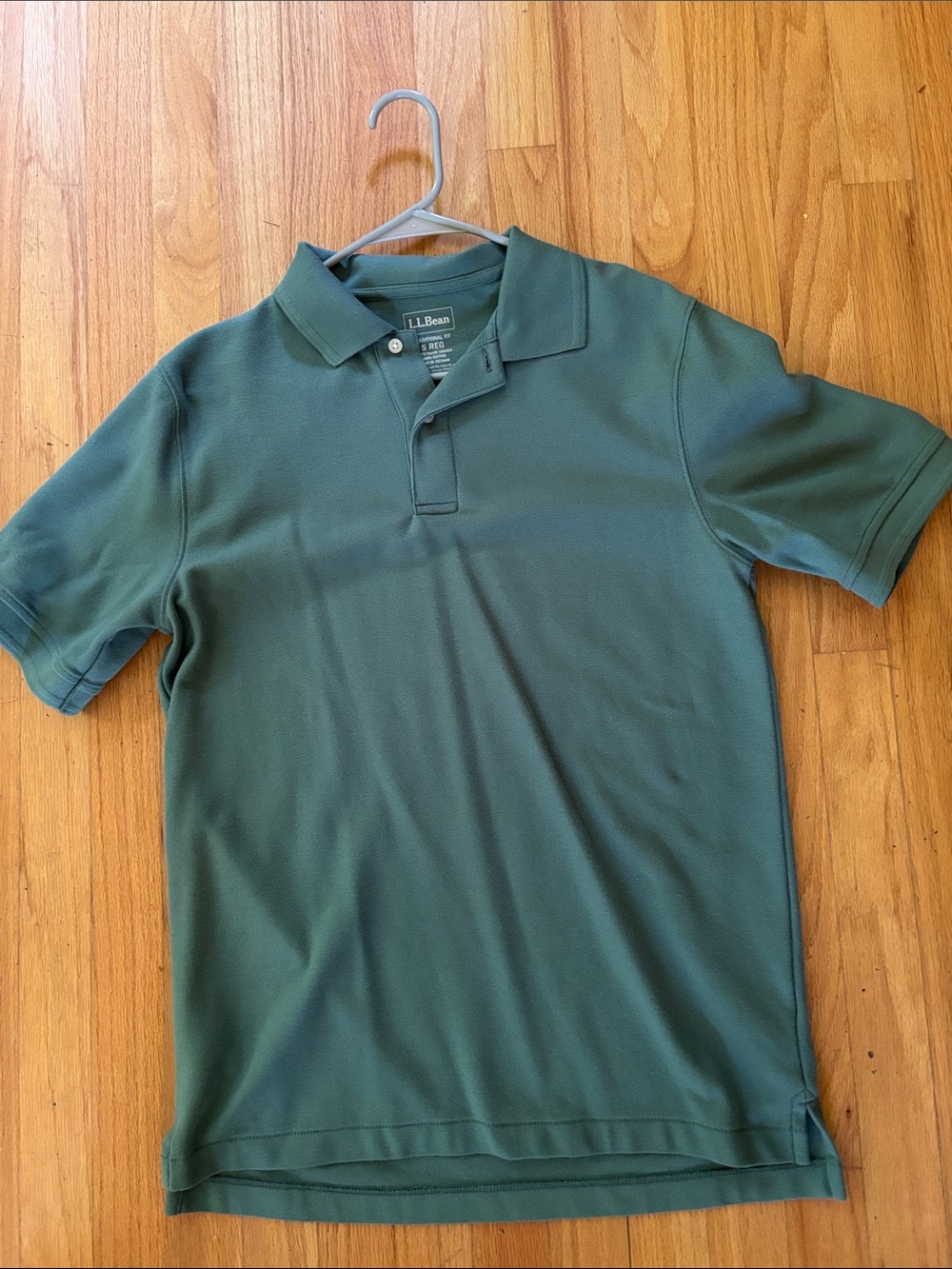 L.L. Bean Men's Polo Shirt in Sage Green- small - never worn